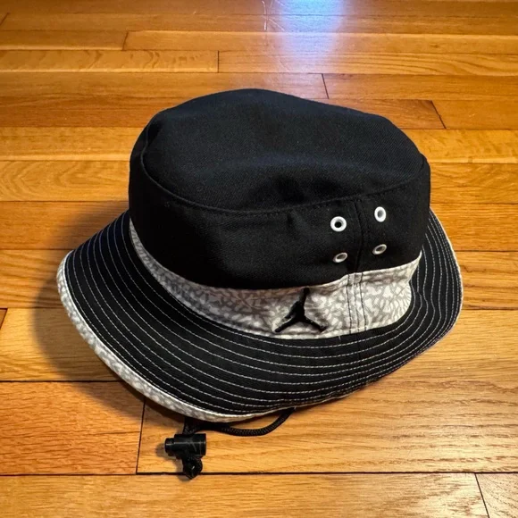 Jordan Bucket Hat - Picture 1 of 7